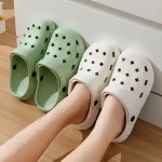 Shoes Woman 2024 Trend New Garden Shoes Slippers For Girl Outdoor Soft Sole Bathroom Slippers Fashion Waterproof Sandal Slippers - Image 3