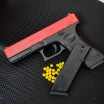 Manual G17 Toy Gun Lower Magazine With Laser Soft Bullet Airsoft Pistol Outdoor Sports CS Game Weapon for Children Gift - Image 2